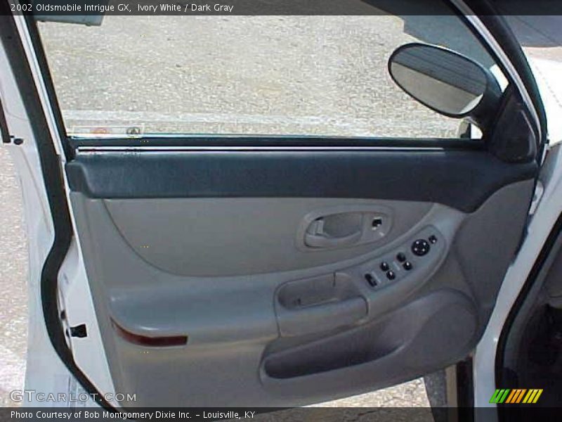 Ivory White / Dark Gray 2002 Oldsmobile Intrigue GX