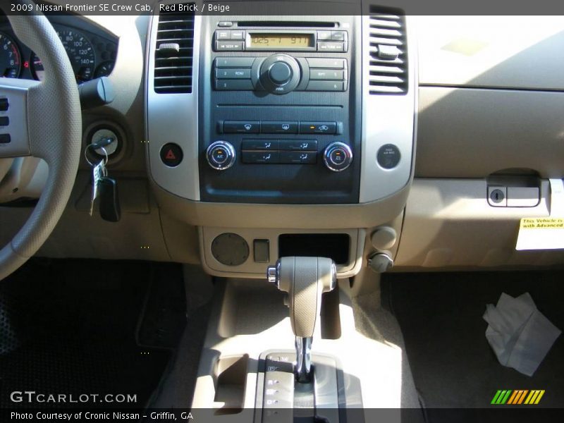 Red Brick / Beige 2009 Nissan Frontier SE Crew Cab