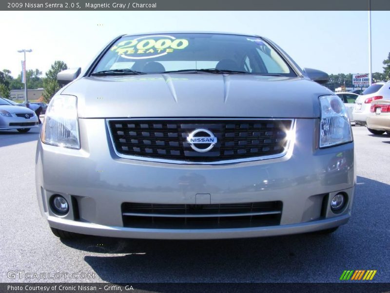 Magnetic Gray / Charcoal 2009 Nissan Sentra 2.0 S