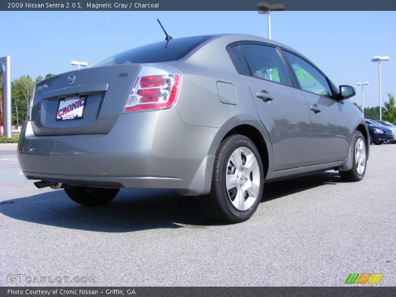 Magnetic Gray / Charcoal 2009 Nissan Sentra 2.0 S