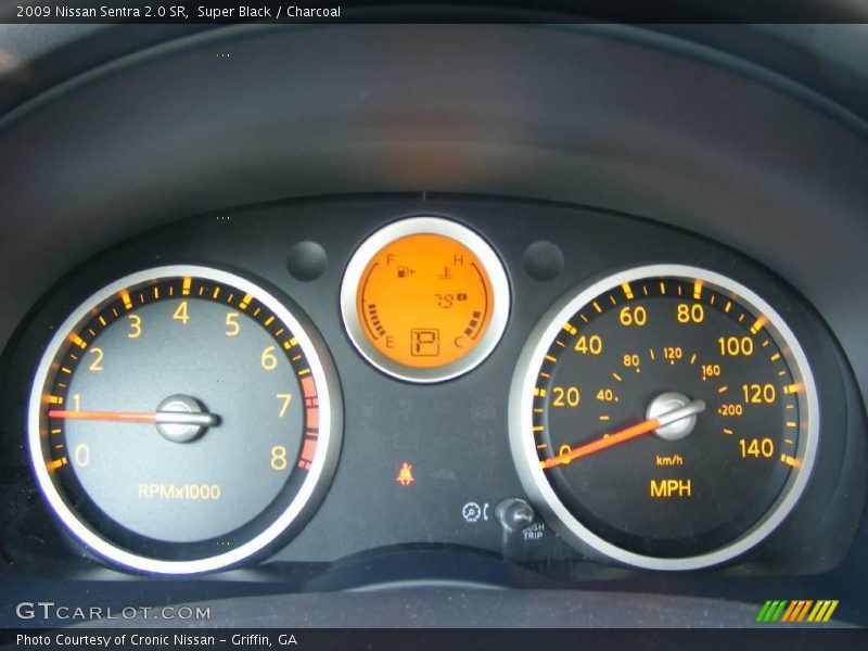 Super Black / Charcoal 2009 Nissan Sentra 2.0 SR