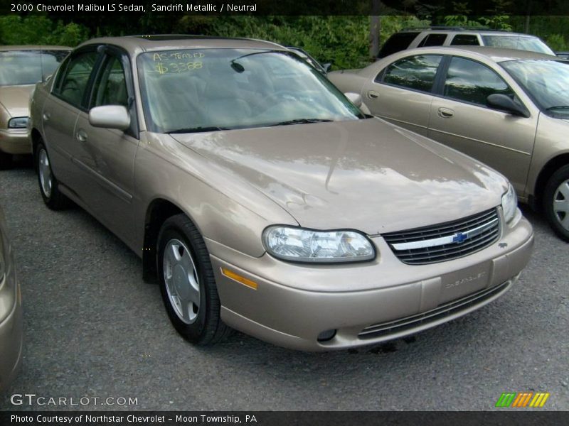 Sandrift Metallic / Neutral 2000 Chevrolet Malibu LS Sedan