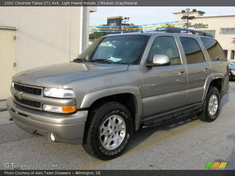 Light Pewter Metallic / Medium Gray/Neutral 2002 Chevrolet Tahoe Z71 4x4
