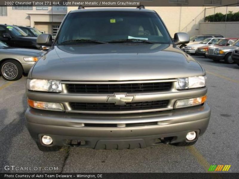 Light Pewter Metallic / Medium Gray/Neutral 2002 Chevrolet Tahoe Z71 4x4