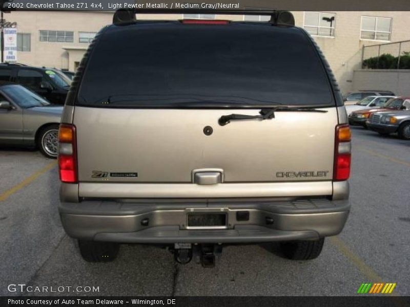 Light Pewter Metallic / Medium Gray/Neutral 2002 Chevrolet Tahoe Z71 4x4