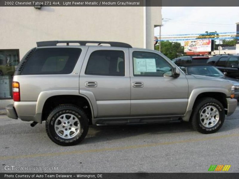 Light Pewter Metallic / Medium Gray/Neutral 2002 Chevrolet Tahoe Z71 4x4