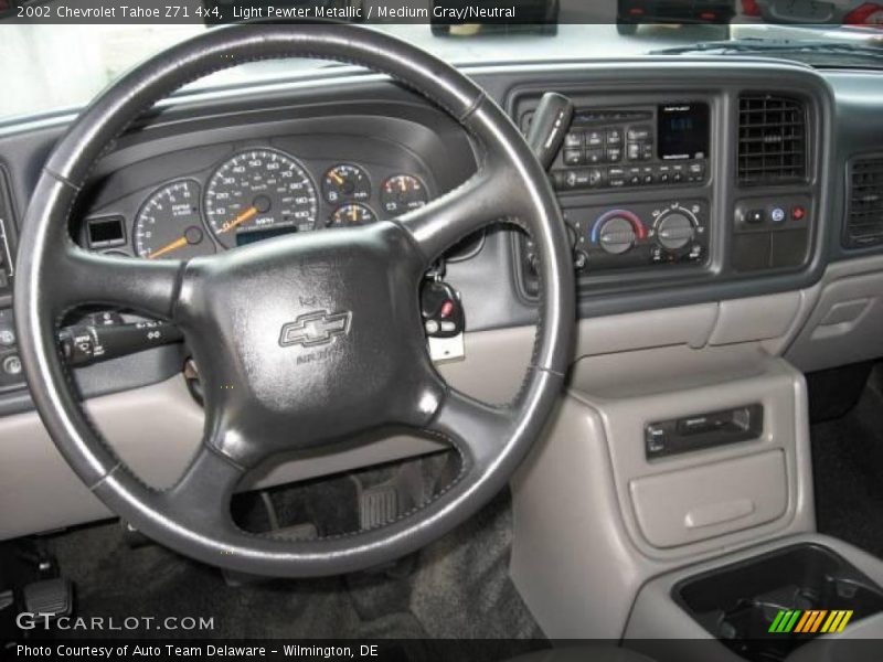 Light Pewter Metallic / Medium Gray/Neutral 2002 Chevrolet Tahoe Z71 4x4