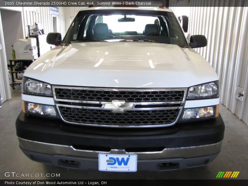 Summit White / Dark Charcoal 2005 Chevrolet Silverado 2500HD Crew Cab 4x4