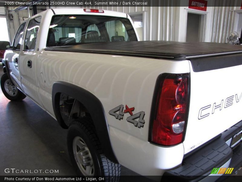 Summit White / Dark Charcoal 2005 Chevrolet Silverado 2500HD Crew Cab 4x4