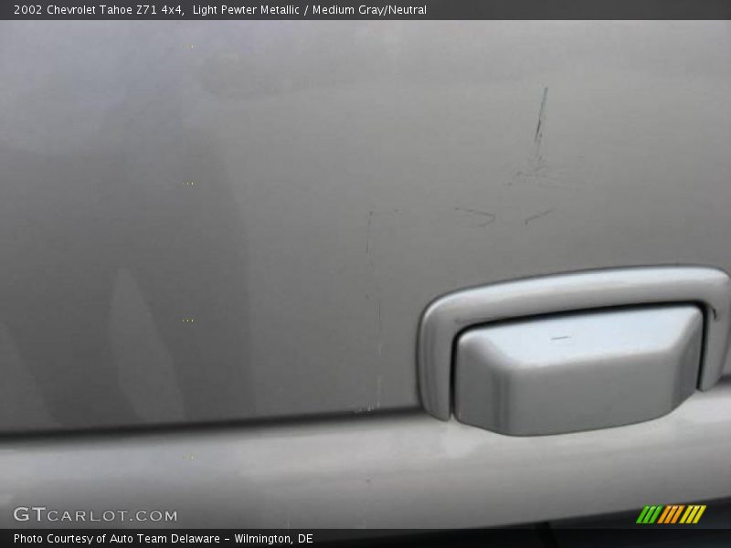 Light Pewter Metallic / Medium Gray/Neutral 2002 Chevrolet Tahoe Z71 4x4