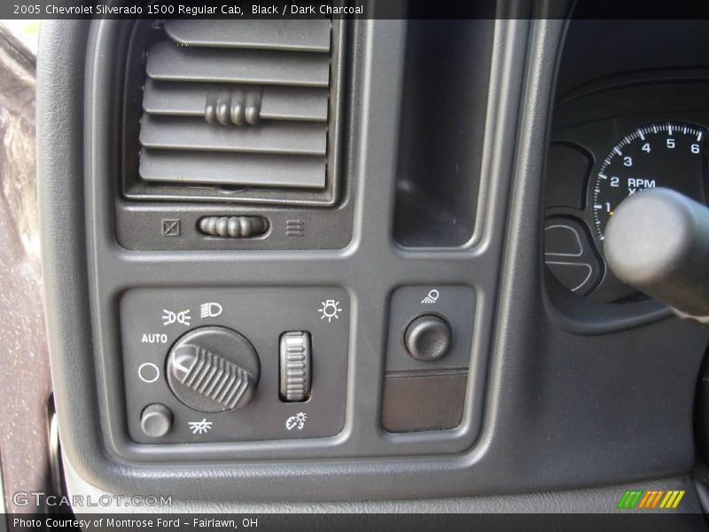 Black / Dark Charcoal 2005 Chevrolet Silverado 1500 Regular Cab