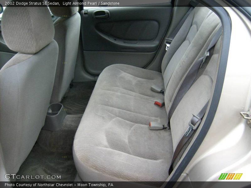 Light Almond Pearl / Sandstone 2002 Dodge Stratus SE Sedan
