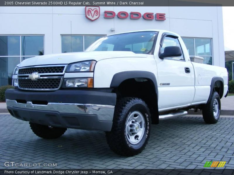 Summit White / Dark Charcoal 2005 Chevrolet Silverado 2500HD LS Regular Cab