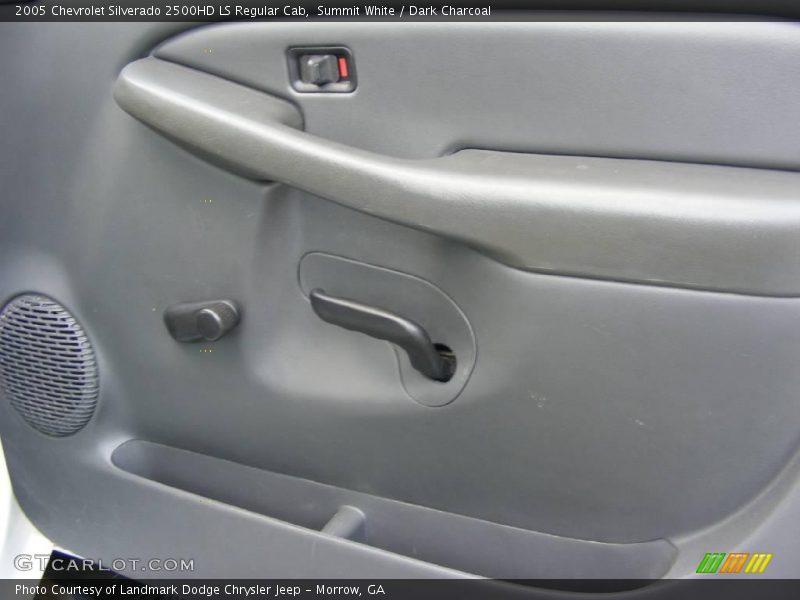 Summit White / Dark Charcoal 2005 Chevrolet Silverado 2500HD LS Regular Cab