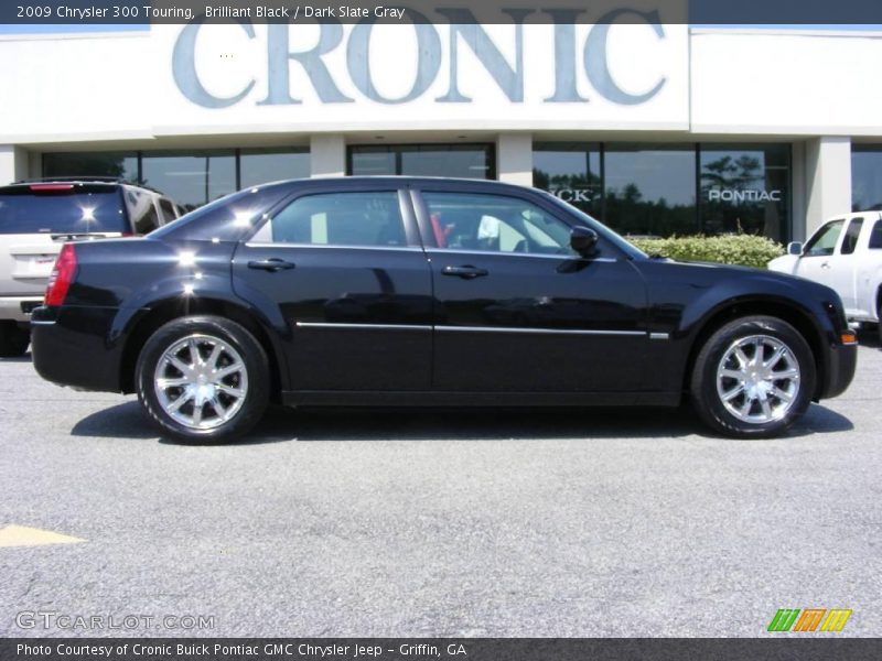 Brilliant Black / Dark Slate Gray 2009 Chrysler 300 Touring