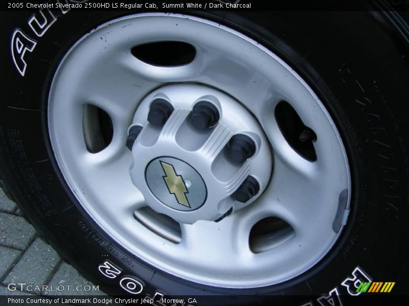Summit White / Dark Charcoal 2005 Chevrolet Silverado 2500HD LS Regular Cab