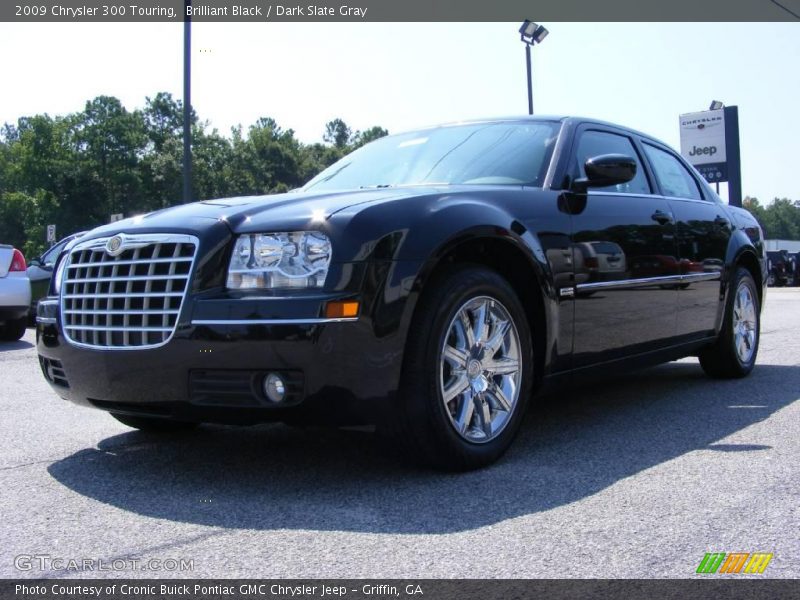 Brilliant Black / Dark Slate Gray 2009 Chrysler 300 Touring