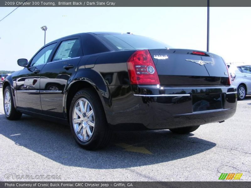 Brilliant Black / Dark Slate Gray 2009 Chrysler 300 Touring
