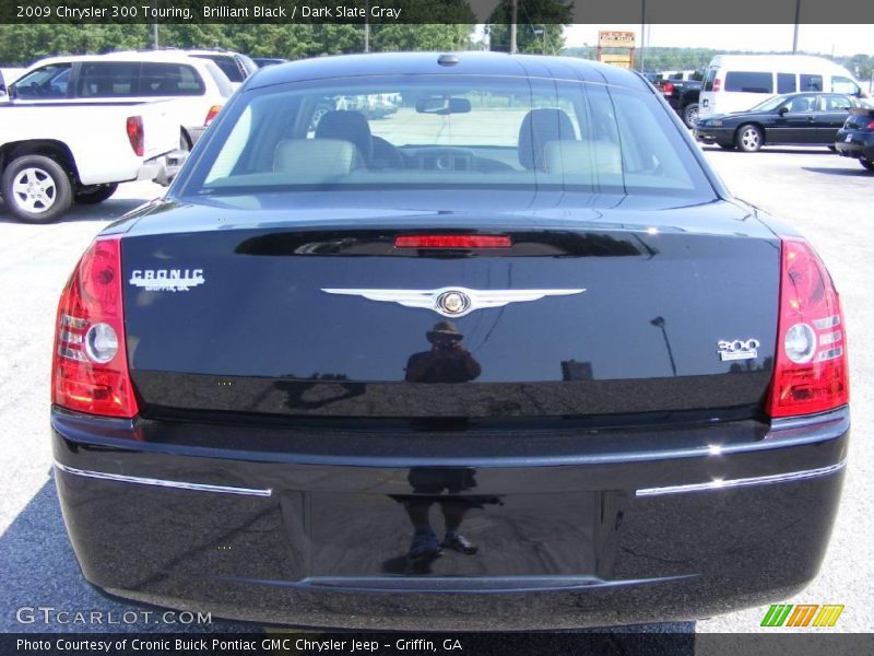 Brilliant Black / Dark Slate Gray 2009 Chrysler 300 Touring