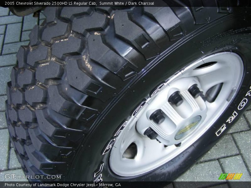 Summit White / Dark Charcoal 2005 Chevrolet Silverado 2500HD LS Regular Cab