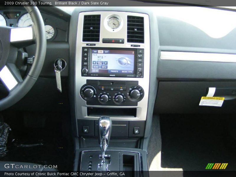 Brilliant Black / Dark Slate Gray 2009 Chrysler 300 Touring