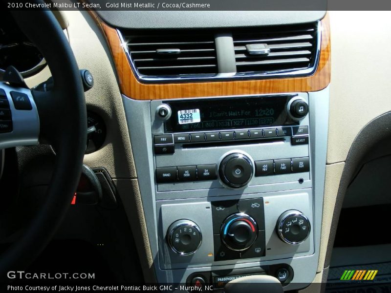 Gold Mist Metallic / Cocoa/Cashmere 2010 Chevrolet Malibu LT Sedan
