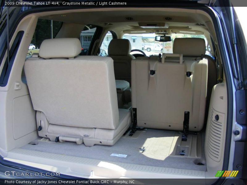 Graystone Metallic / Light Cashmere 2009 Chevrolet Tahoe LT 4x4