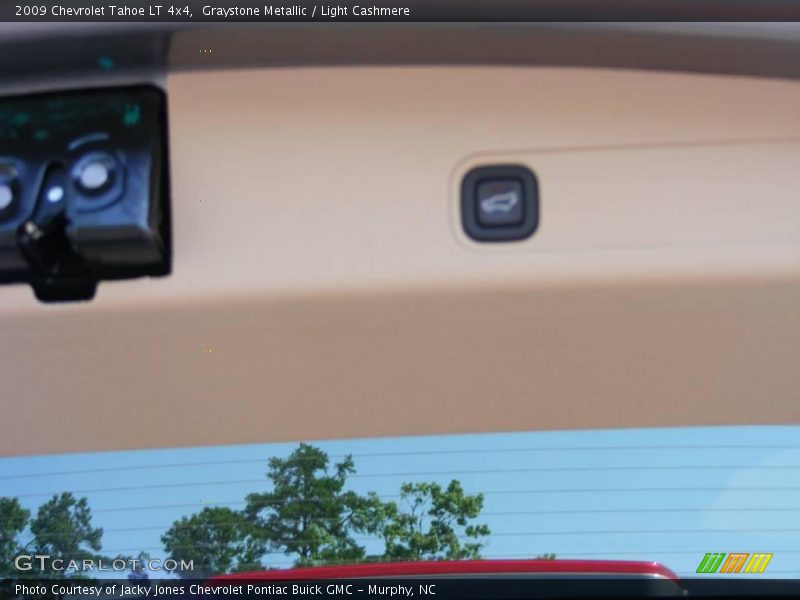 Graystone Metallic / Light Cashmere 2009 Chevrolet Tahoe LT 4x4