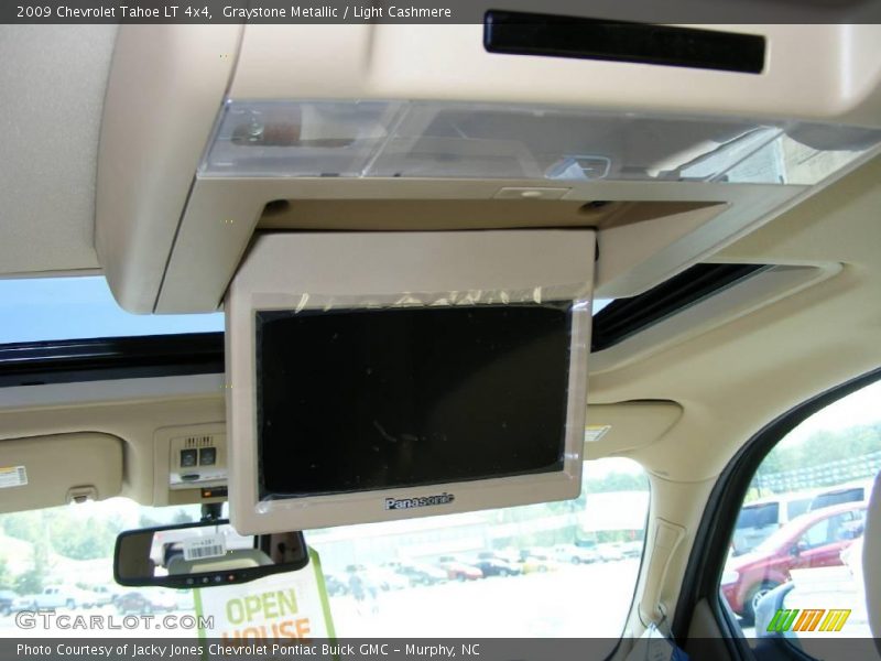 Graystone Metallic / Light Cashmere 2009 Chevrolet Tahoe LT 4x4