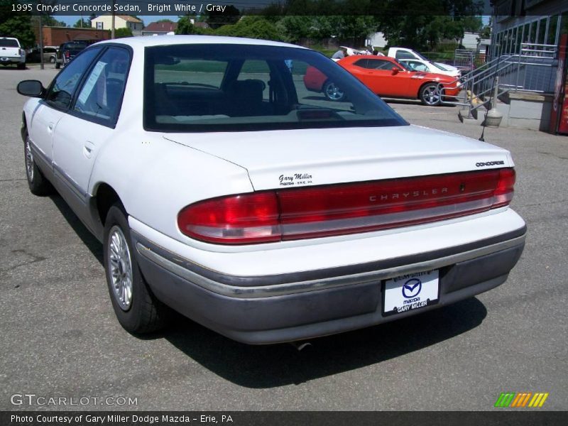 Bright White / Gray 1995 Chrysler Concorde Sedan