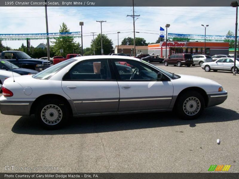 Bright White / Gray 1995 Chrysler Concorde Sedan