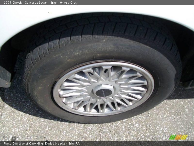 Bright White / Gray 1995 Chrysler Concorde Sedan