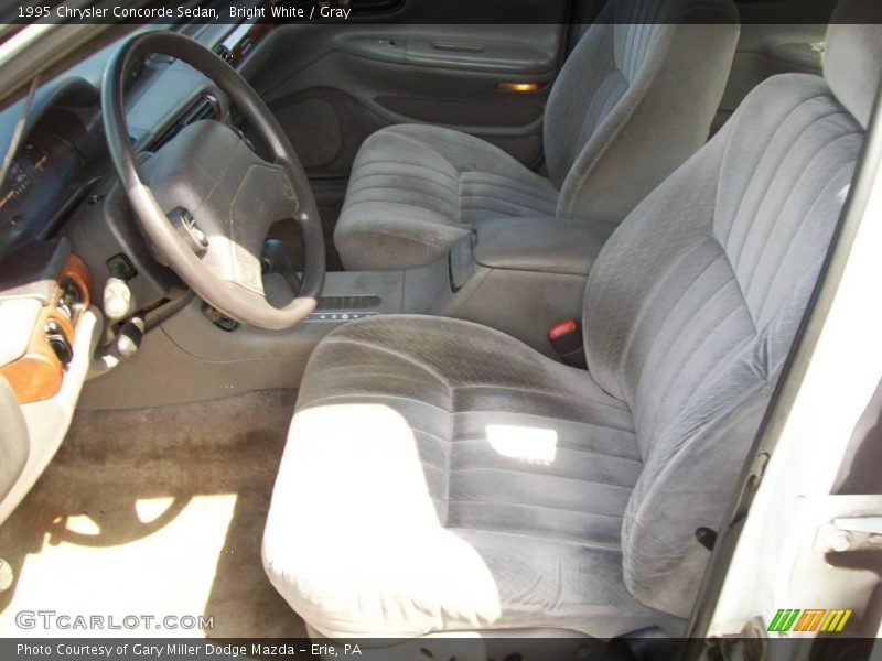 Bright White / Gray 1995 Chrysler Concorde Sedan