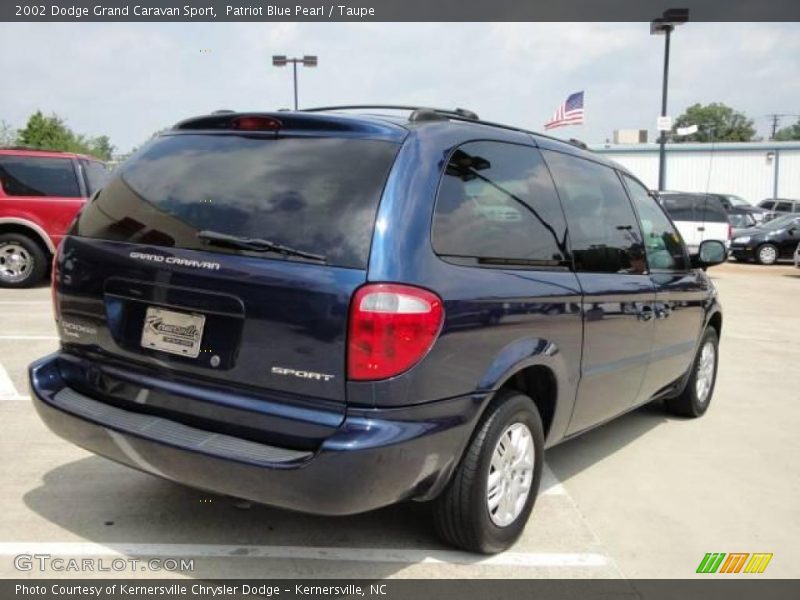 Patriot Blue Pearl / Taupe 2002 Dodge Grand Caravan Sport