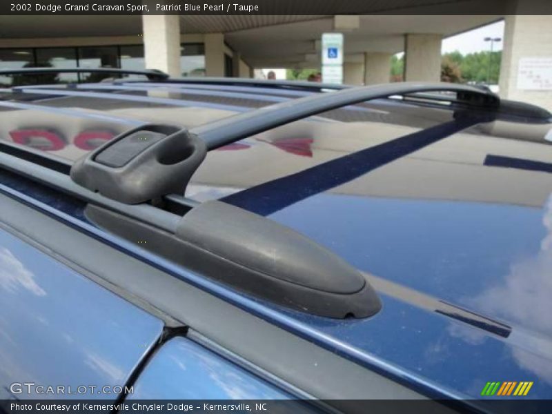 Patriot Blue Pearl / Taupe 2002 Dodge Grand Caravan Sport