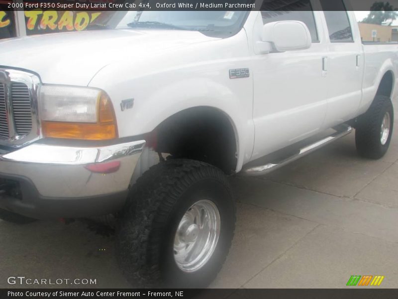 Oxford White / Medium Parchment 2000 Ford F350 Super Duty Lariat Crew Cab 4x4