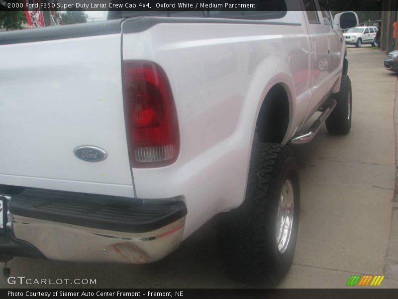 Oxford White / Medium Parchment 2000 Ford F350 Super Duty Lariat Crew Cab 4x4