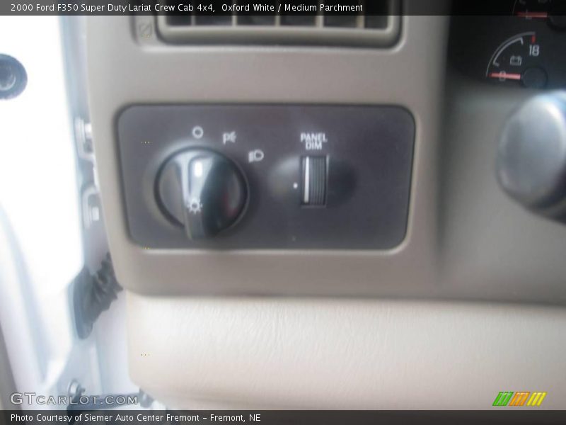 Oxford White / Medium Parchment 2000 Ford F350 Super Duty Lariat Crew Cab 4x4