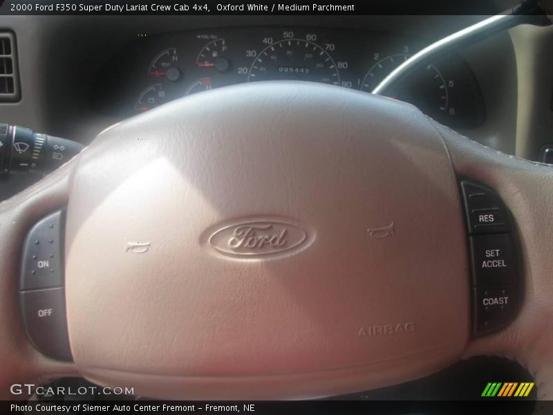 Oxford White / Medium Parchment 2000 Ford F350 Super Duty Lariat Crew Cab 4x4