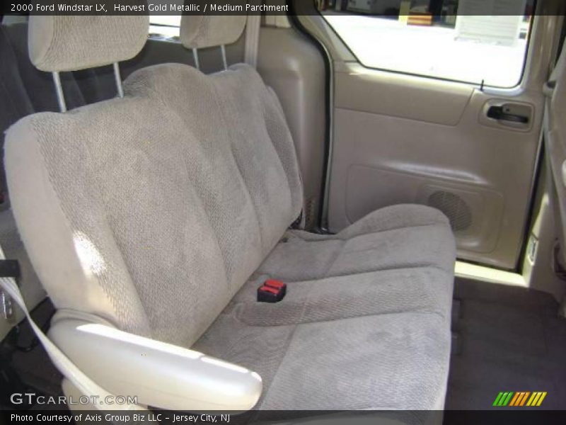 Harvest Gold Metallic / Medium Parchment 2000 Ford Windstar LX