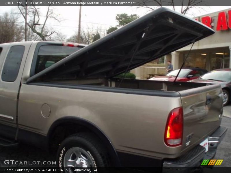Arizona Beige Metallic / Medium Parchment 2001 Ford F150 Lariat SuperCab