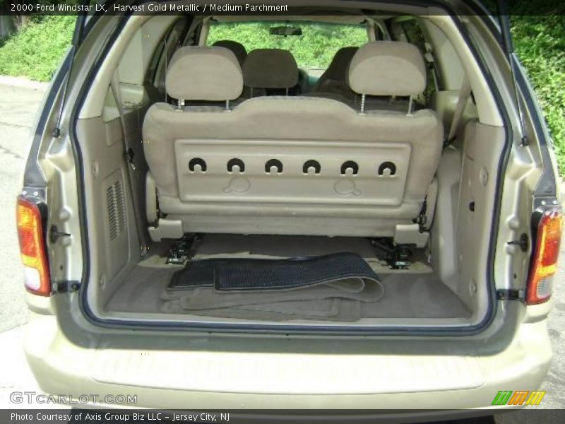 Harvest Gold Metallic / Medium Parchment 2000 Ford Windstar LX