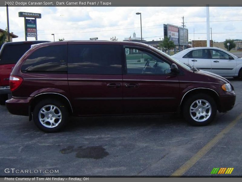 Dark Garnet Red Pearl / Taupe 2002 Dodge Caravan Sport