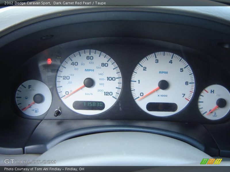 Dark Garnet Red Pearl / Taupe 2002 Dodge Caravan Sport