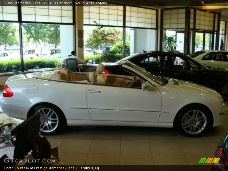 Arctic White / Stone 2009 Mercedes-Benz CLK 350 Cabriolet