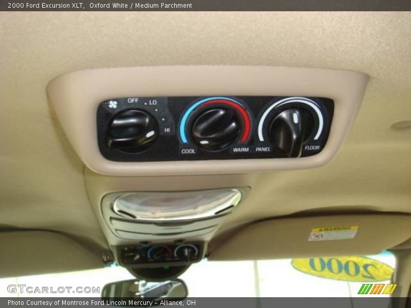 Oxford White / Medium Parchment 2000 Ford Excursion XLT