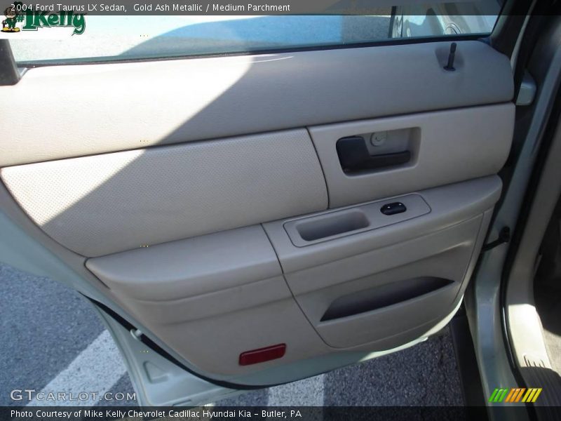 Gold Ash Metallic / Medium Parchment 2004 Ford Taurus LX Sedan