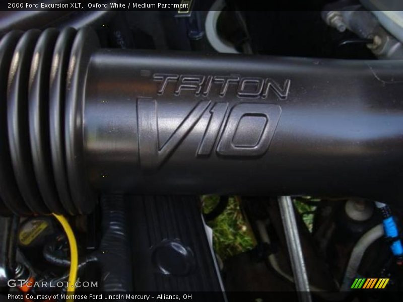 Oxford White / Medium Parchment 2000 Ford Excursion XLT
