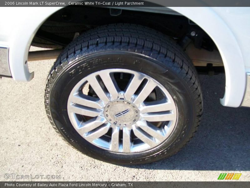 Ceramic White Tri-Coat / Light Parchment 2006 Lincoln Mark LT SuperCrew