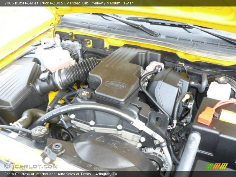 Yellow / Medium Pewter 2006 Isuzu i-Series Truck i-280 S Extended Cab